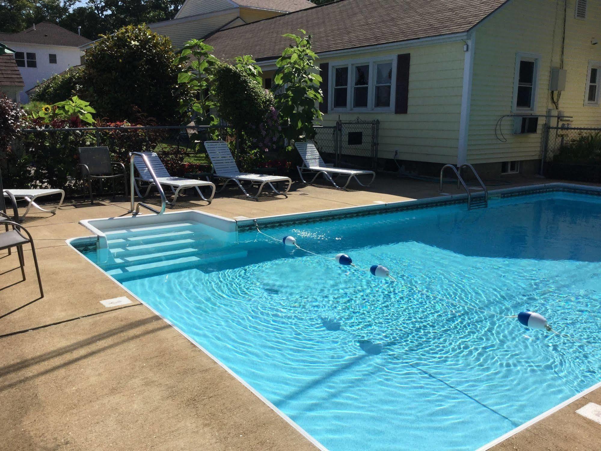 Bay Top Motel Weirs Beach Exteriér fotografie